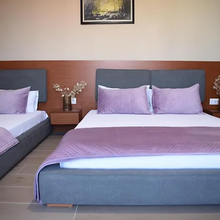 Hotel 6 Milje 4*