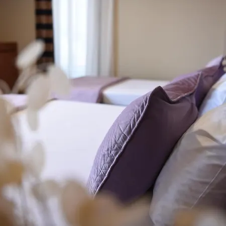 Hotel 6 Milje 4*