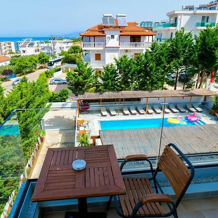 Hotel 6 Milje 4*