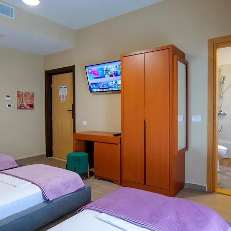 6 Milje 4* Ksamil