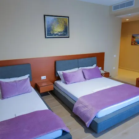 Hotel 6 Milje Ksamil