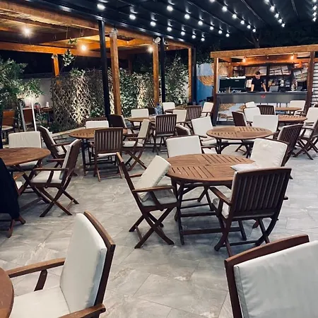 6 Milje 4* Ksamil