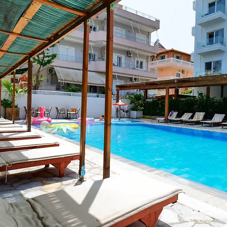 6 Milje Hotel