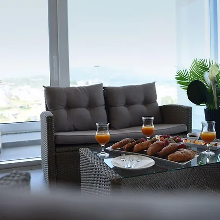 Hotel 6 Milje 4*
