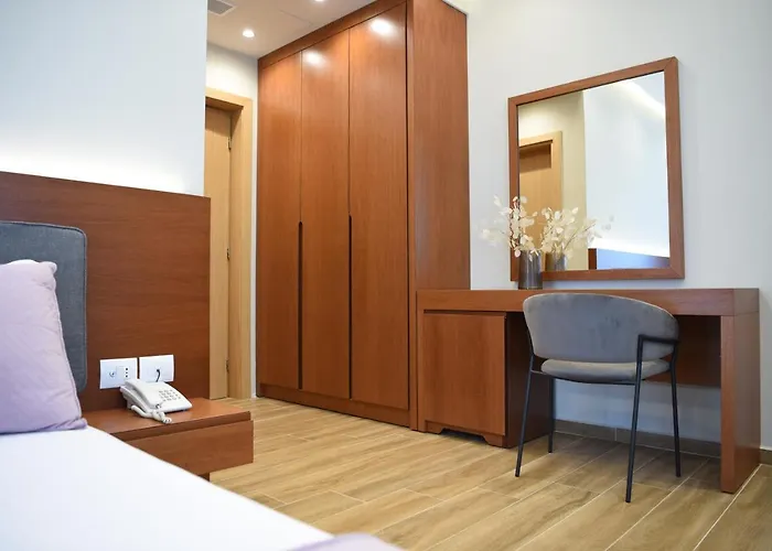 6 Milje 4* Ksamil