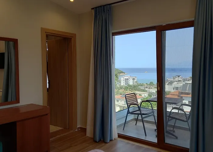 Hotel 6 Milje 4*