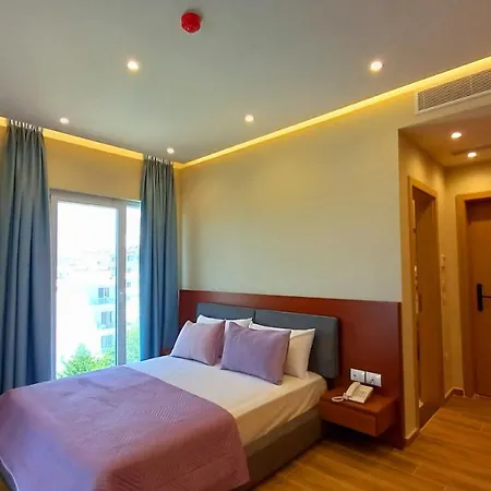 6 Milje Hotel Ksamil