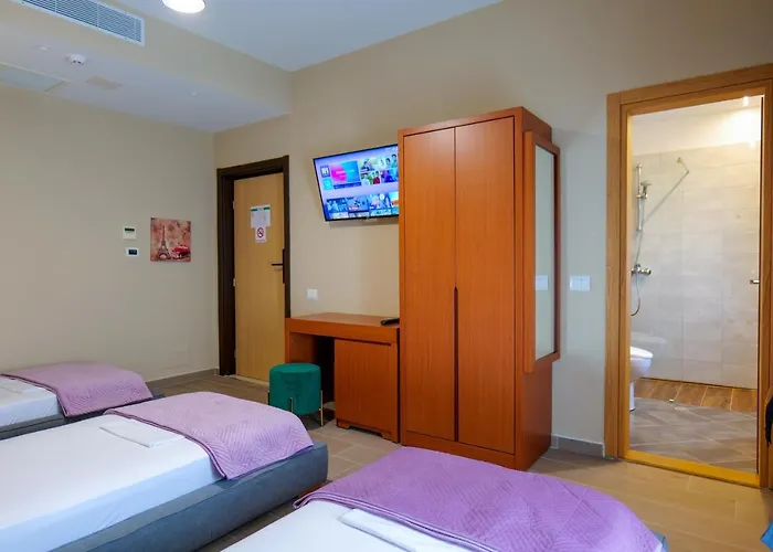 6 Milje 4* Ksamil