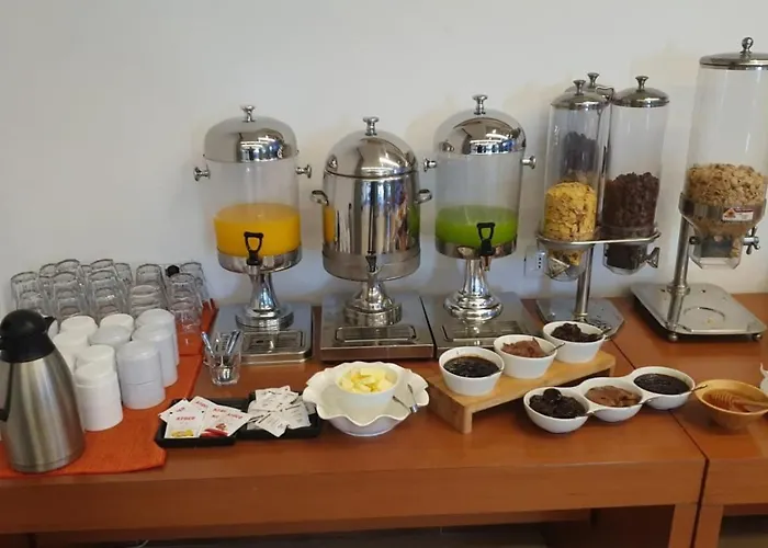 6 Milje Hotel