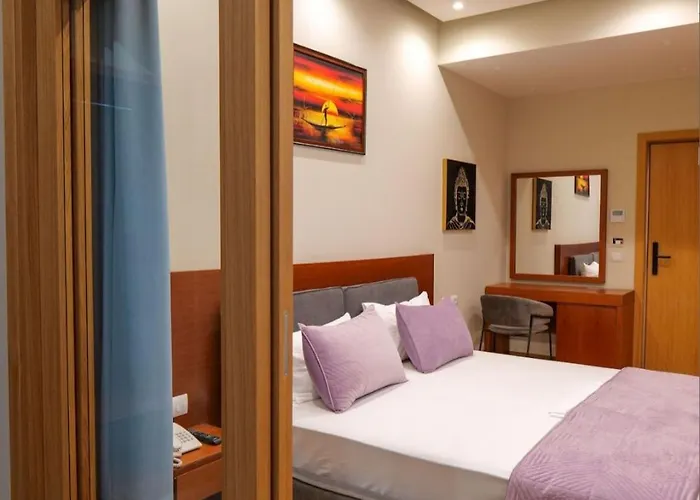 Hotel 6 Milje Ksamil